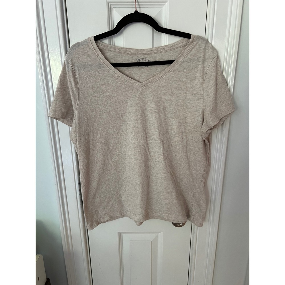 Time and Tru Womens XL Oatmeal Heather V-Neck 100% Cotton Short Sleeve T-Shirt